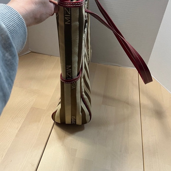 ISAAC MIZRAHI for TARGET Brown & Tan Striped Logo Tote w/ Faux Red Leather Trim - Picture 6 of 13